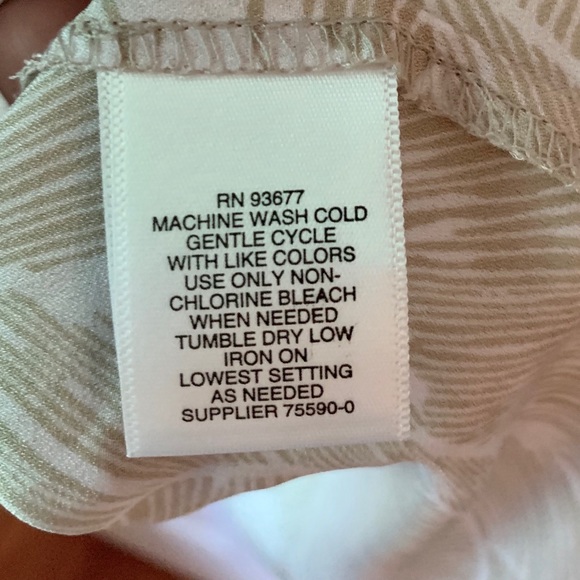 Liz Claiborne Tan Palm Print Sleeveless Blouse - Picture 6 of 6